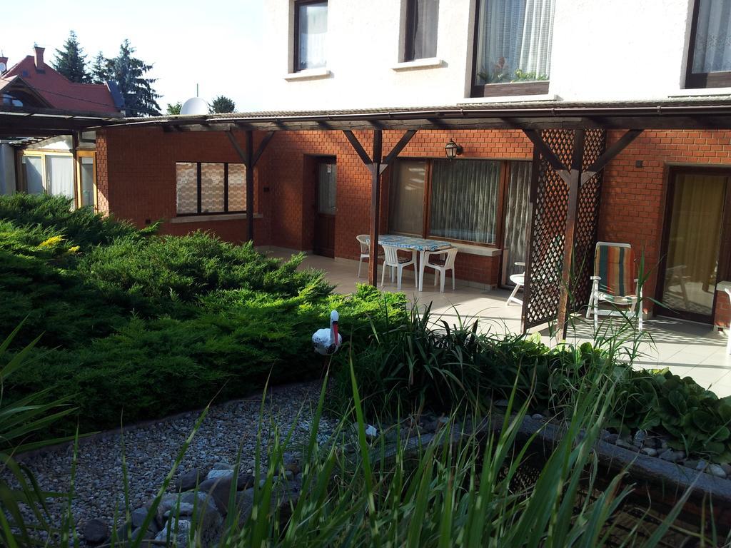 Bed and Breakfast Agi Panzio Obuda Budapest Exterior foto