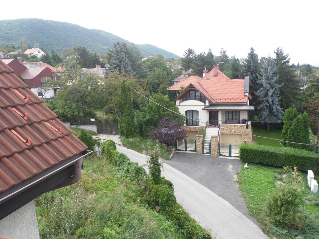 Bed and Breakfast Agi Panzio Obuda Budapest Exterior foto